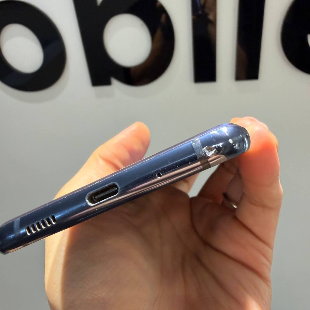 لبه پایین و درگاه — Samsung Galaxy S20 FE کارکرده | 128 گیگ | سرمه ای